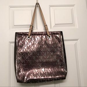 Michael Kors (authentic) shoulder tote